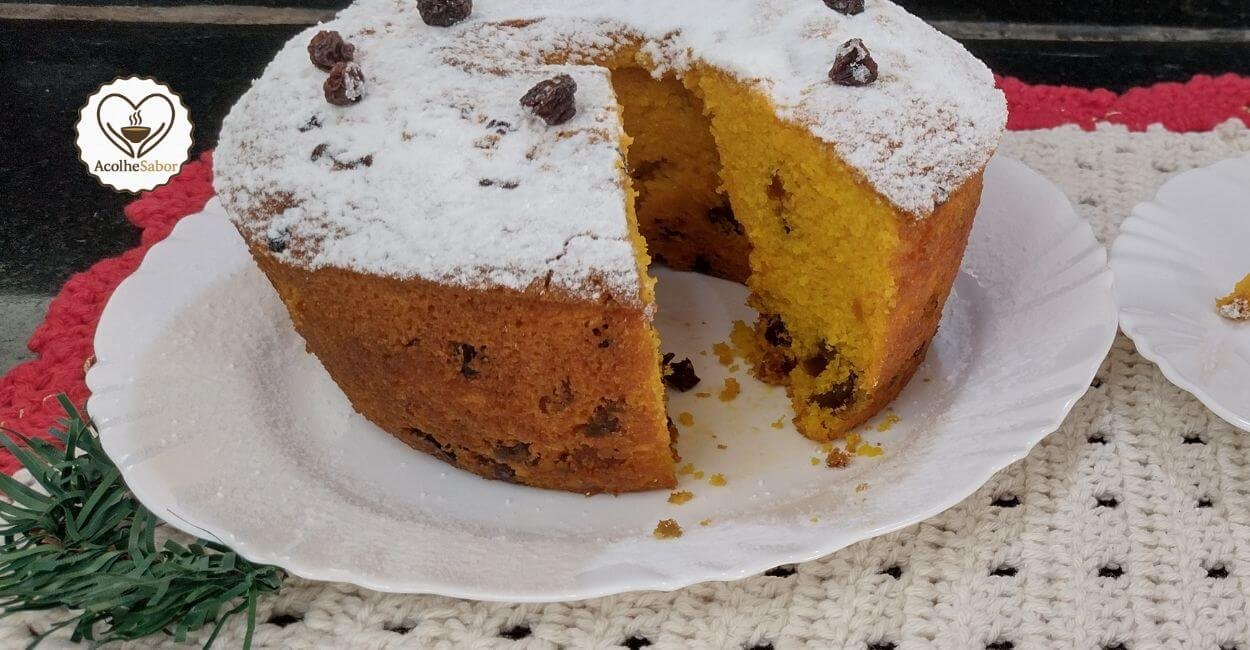 Bolo de Cenoura de Liquidificador Natalino