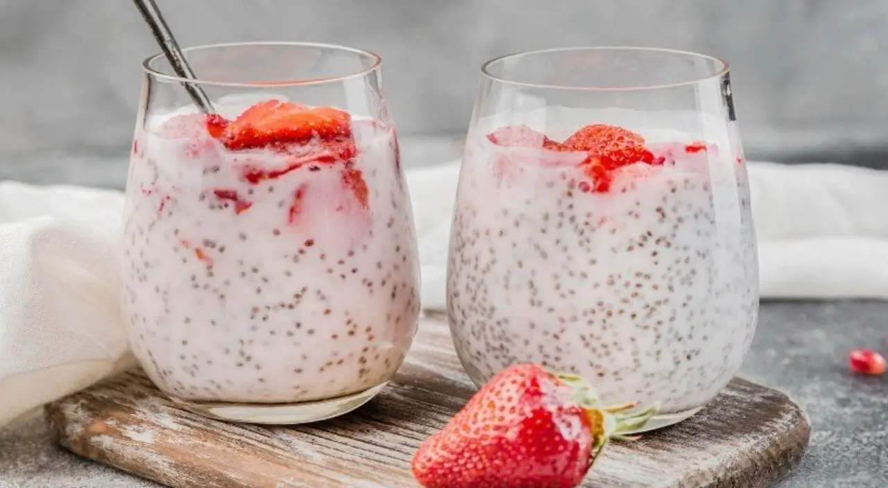 Receita de Iogurte Vegano Proteico com Chia
