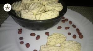 Biscoitos de Amendoim Crocantes sem Glúten e Lactose com Farinha Caseira