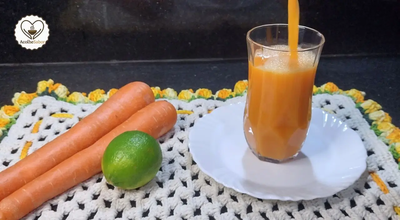 Receita de Suco Detox de Cenoura e Limão