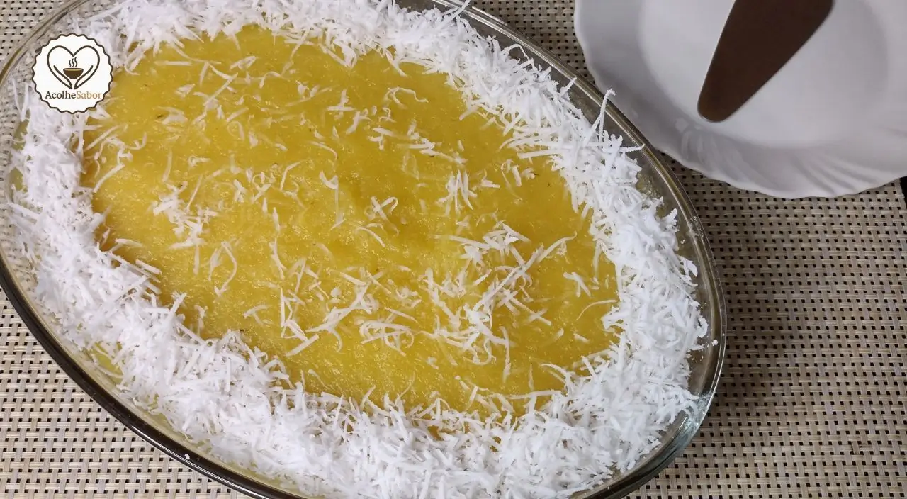 Receita de Bolo Gelado de Abacaxi com Coco Sem Glúten e Sem Lactose