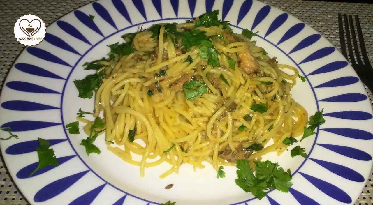 Receita de Macarronada com Sardinha Simples
