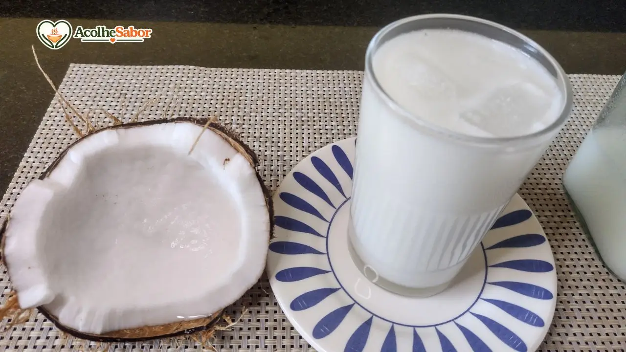 Receita de Suco de Coco com Limão