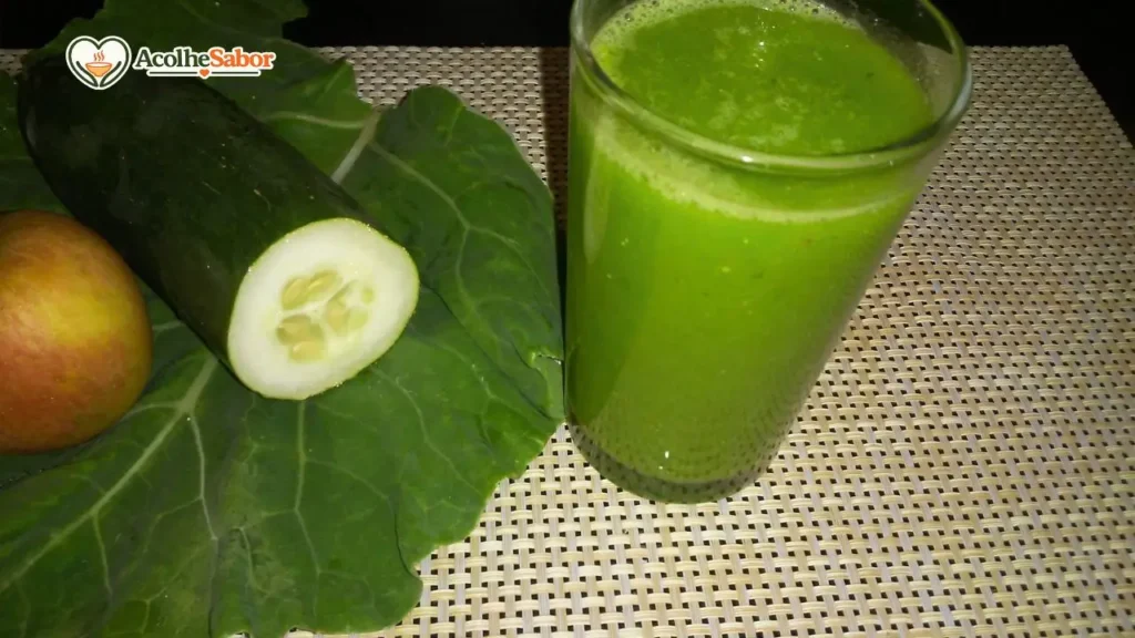 Suco de Couve com Pepino e Maçã: Receita de Suco Verde Fácil e Refrescante